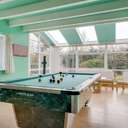 Flora - 150m From The Sea By Interhome *