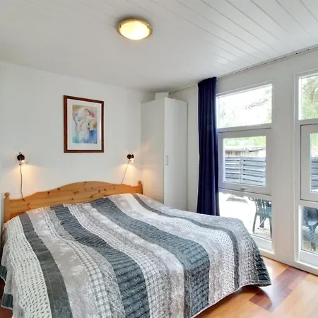 Flora - 150m From The Sea By Interhome *