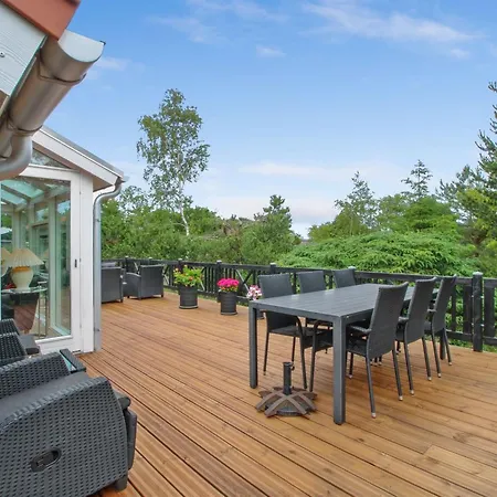Flora - 150m From The Sea By Interhome Feriehus Hals